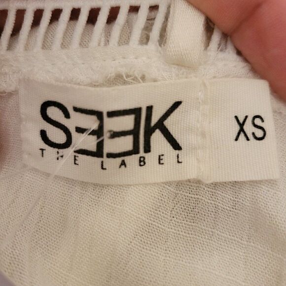Seek The Label White Tank (Size XS) - Picture 5 of 7